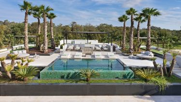 Le Ritz‑Carlton - Match We Can